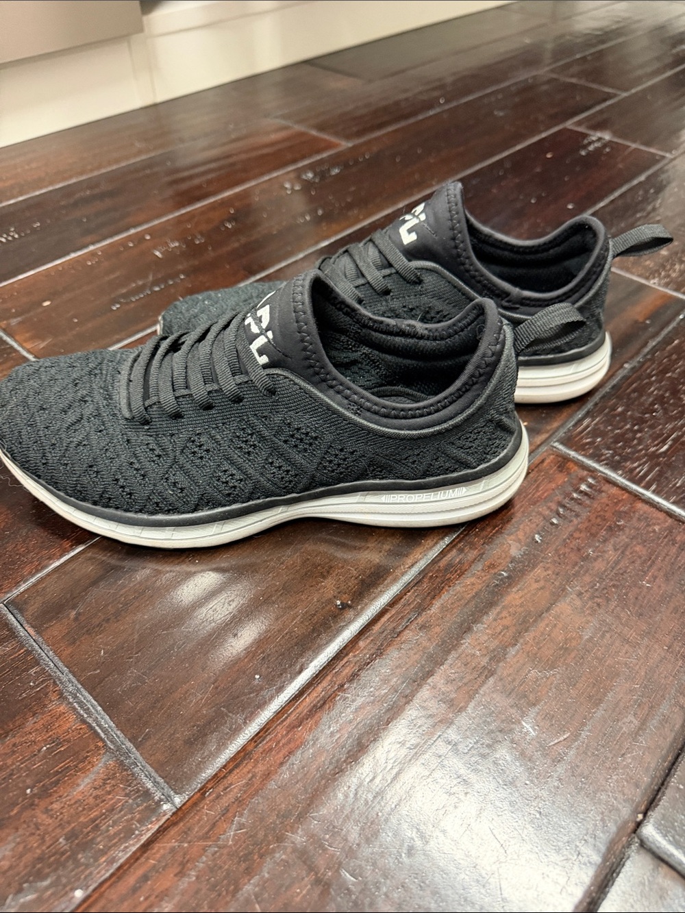 APL Men's Black Knit Lightweight Running Shoes